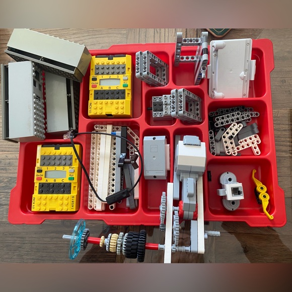 Lego Other - LEGO Partial Mindstorms EV3 Intelligent Brick Set & Misc Parts